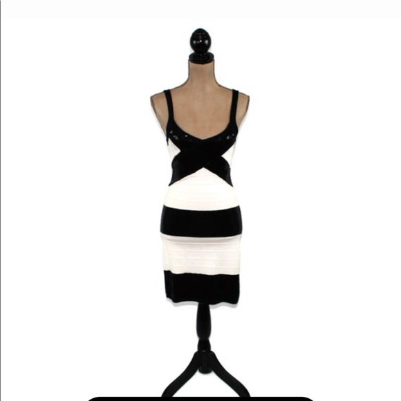 Sold Body-con criss-cross sequin bandage dress - Picture 10 of 13